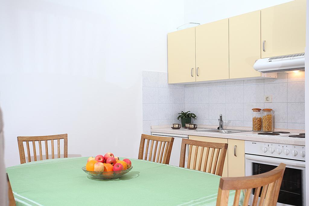 Apartment Mileta Makarska Extérieur photo
